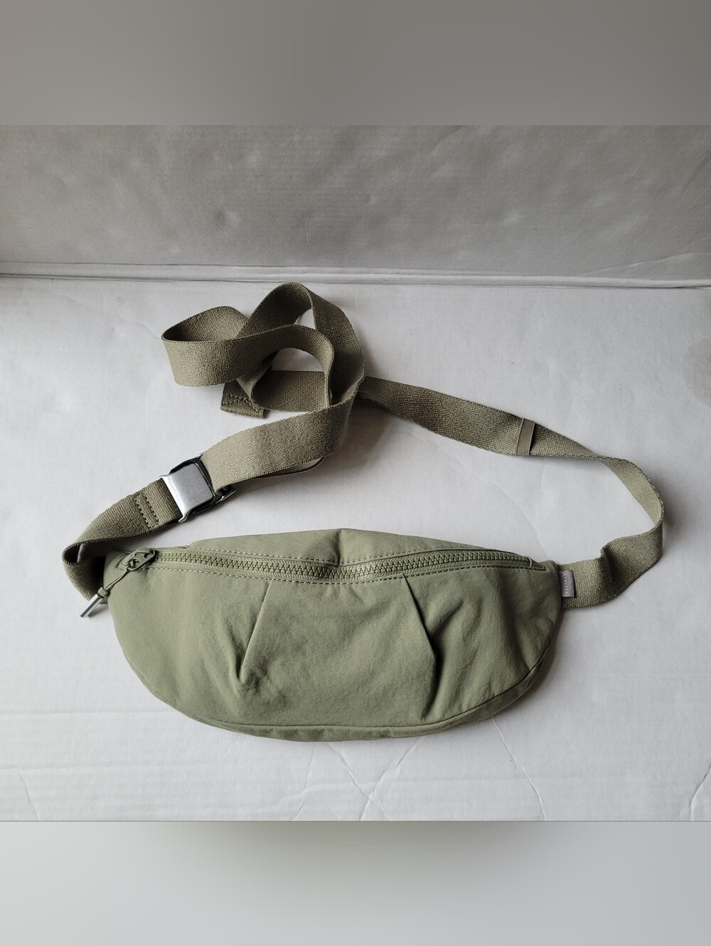 ATHLETA KINETIC WAIST BAG BELT BAG GREEN ADJUSTABLE STRAP